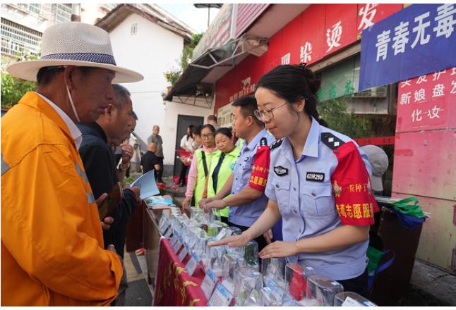 怀化市强制隔离戒毒所：禁毒宣传进乡入校 筑牢乡村无毒防线