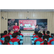 “民法君”走进韶山学校:这堂法治课,有“辣”味也有“甜”味