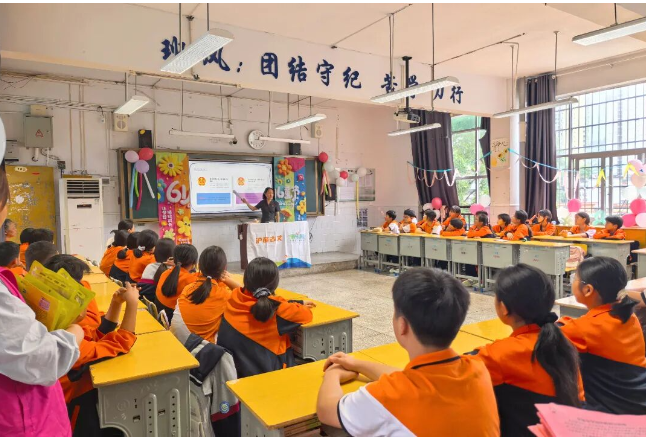 古丈法院：法治课堂进校园 护航青春助成长