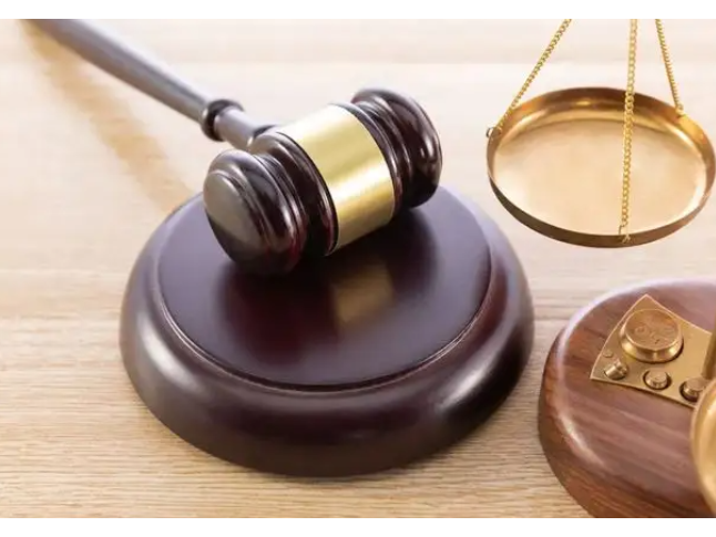 密室经营者能否因与摔伤少年签订“免责声明”免责？  法院：未尽到审慎安保义务，不能以格式条款免责