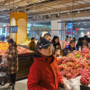春节临近，湖南生活必需品供销两旺
