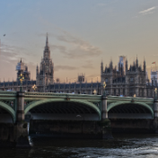 英国正式签署协议将查戈斯群岛主权移交毛里求斯