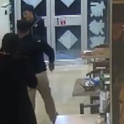 “被打了还手就错了吗？”张女士案重塑正当防卫边界