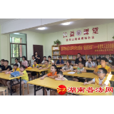 益阳市赫山区司法局：大学生志愿者送法进社区  开展未成年人法治讲座