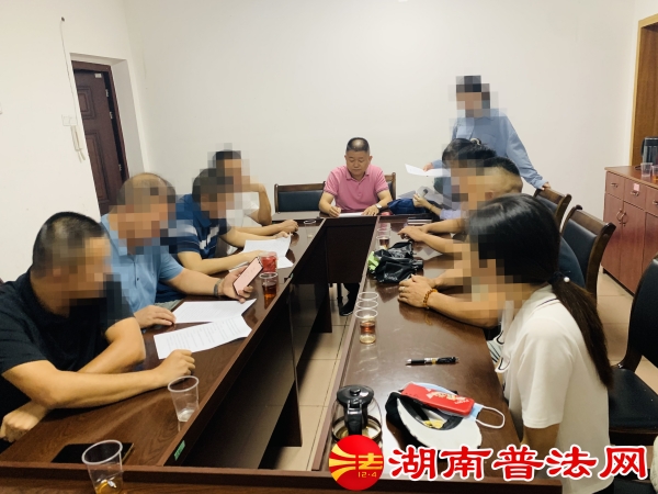 5E220F2E@62771833_副本.jpg