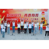 村晚小舞台 法治大视界——龙山县司法局组织大学生普法志愿者开展“送法下乡”法治文艺晚会