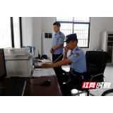 薪火赓续 奋楫争先 | 何魁：从“老黄牛”到“掌舵人”，用责任心守护监狱平安每一刻