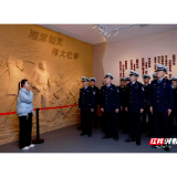 湘潭交警雨湖大队六中队获全市“两优一先”表彰
