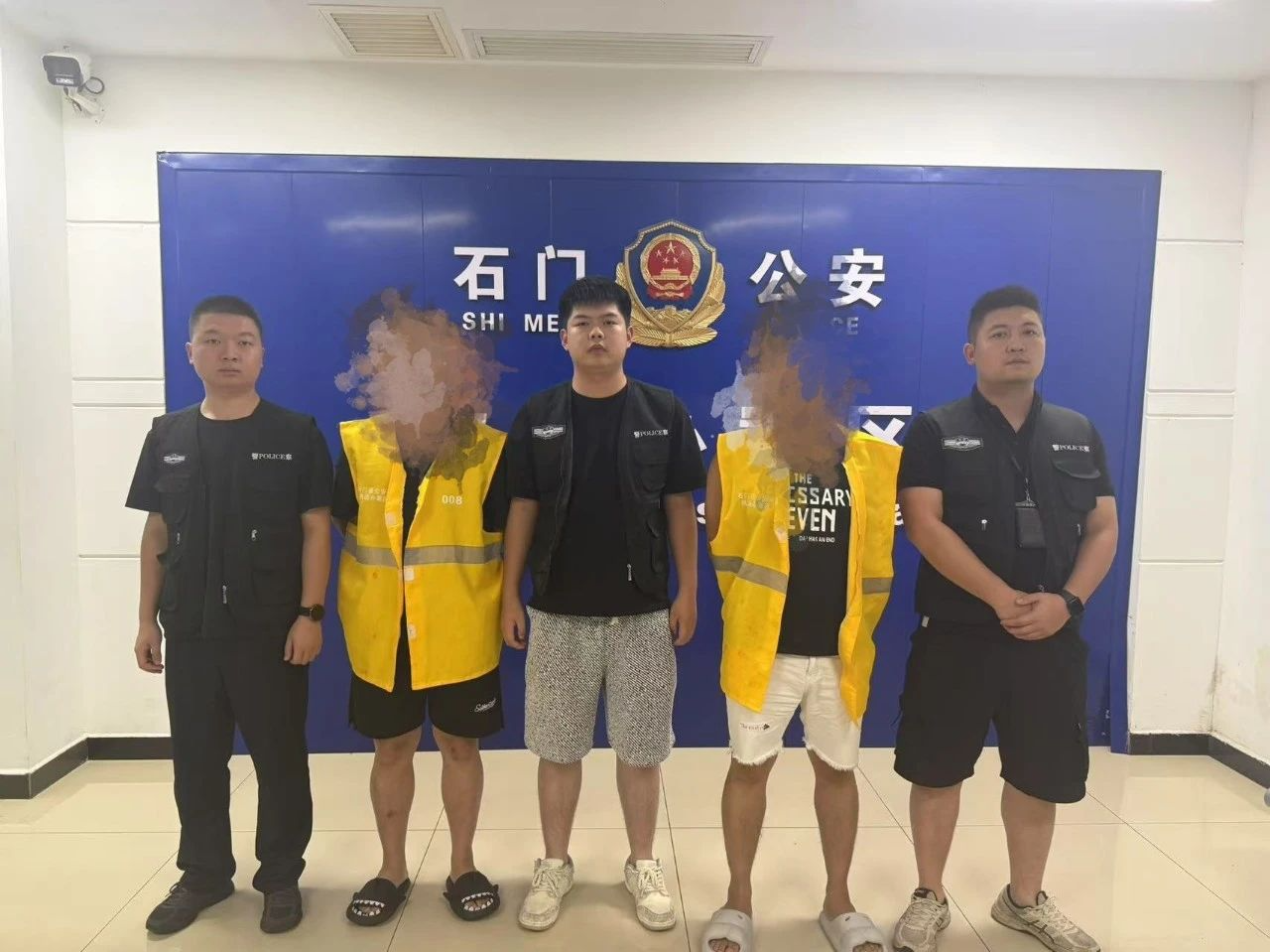 星夜驰骋 雷霆出击 雨湖公安持续严打电信网络诈骗犯罪