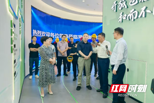 谋划新能源学科专业建设 湘潭理工学院探访“电池重生”工厂 