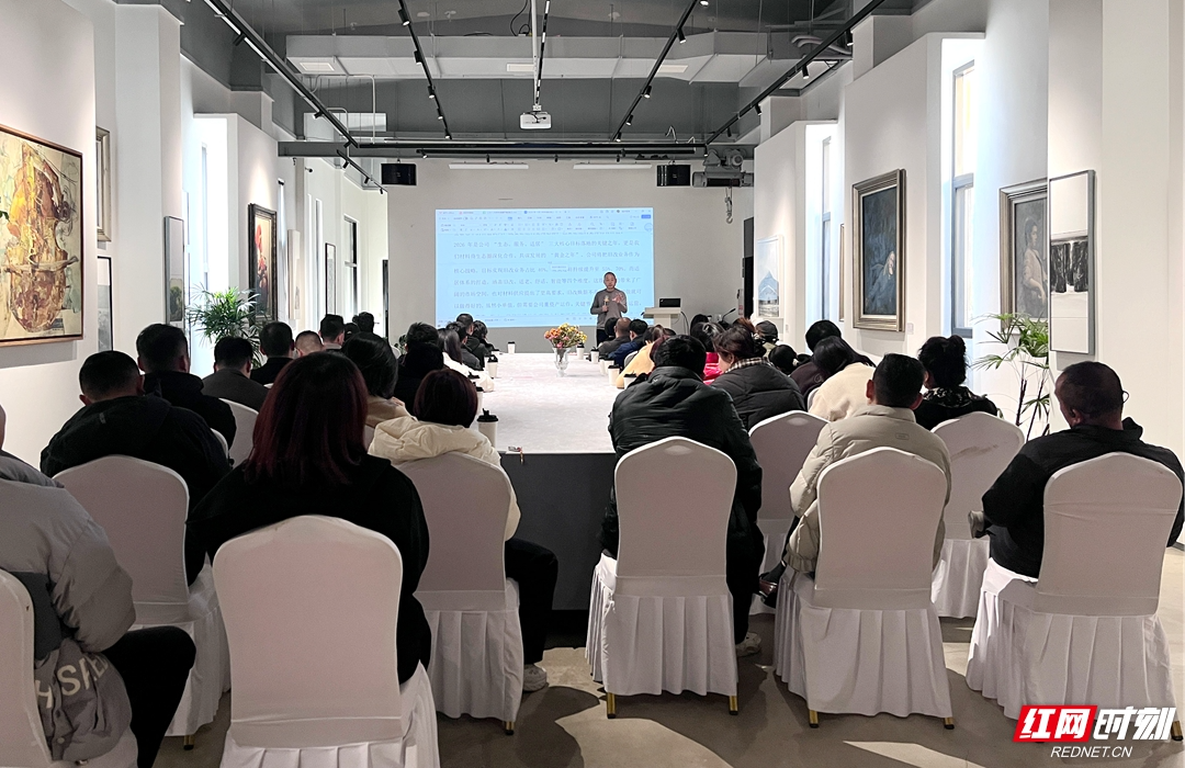 装修行业的未来“爆点”在哪？ 知音装饰这场会议里藏着答案