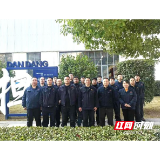 江麓集团定位台焊接班用满格电量决战新岁