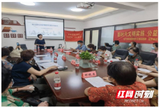 党建联盟送健康 义诊服务为群众