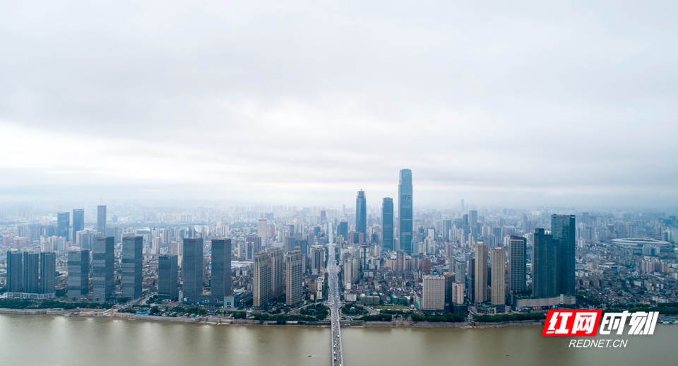 钱学宁：中部“月牙”藏着新机遇丨潜能实践论·第二季