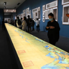文艺作品靠什么增强精神力量？