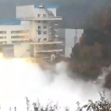 我国最大推力液体火箭发动机首次整机试车圆满成功