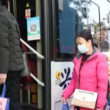 广西：开行“点对点务工专列” 助力务工者赴粤返岗