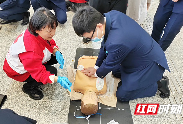 应急救护培训走进黄花机场 学会了关键时刻能救命