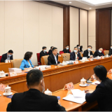 湖南代表团举行分组会议 审议全国人大常委会工作报告和相关草案 张庆伟毛伟明等参加讨论