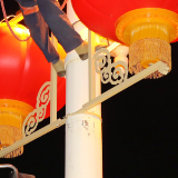 “年味儿”十足!大红灯笼扮靓长安街