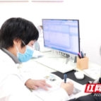 担心宝宝脐带绕颈？做好这几点很重要