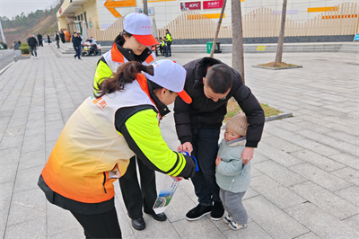 已调整 潭市管理所路灯志愿服务.png 已调整 潭市管理所路灯志愿服务.png