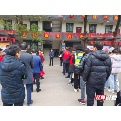 桂阳县敖泉镇：整治“马路市场”  还路于民保畅通