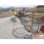 宜章黄沙镇：党员自掏腰包扩建道路桥梁 消除村民出行安全隐患