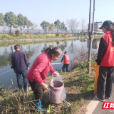 永兴县高亭司镇落实“清河净滩”积极推进河长制工作见实效