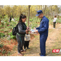 桂阳：赏南国牡丹话消防安全