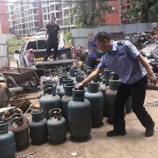 废品店非法收购储存废旧液化气罐 桂阳公安及时转移除患