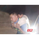 “警”急营救，轻生病人化险为夷