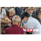 珠晖区东风街道社区卫生服务中心家医团队开展老年人认知筛查活动