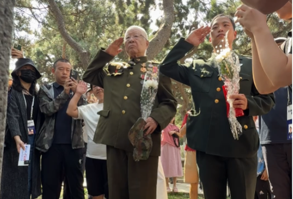 74年前 湖南茶陵籍师长为国捐躯 战友跨越千里来看他