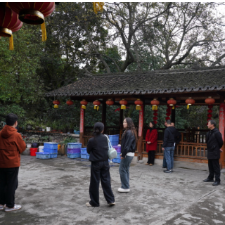 中方县荆坪古村:农家院里饭菜香 古村客满醉乡愁