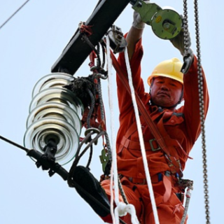 溆浦县供电公司:秋冬巡检精准发力 筑牢供电安全屏障