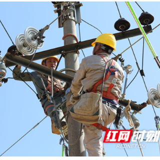 溆浦县供电公司:冬季暖光护民生 精益运维保供电