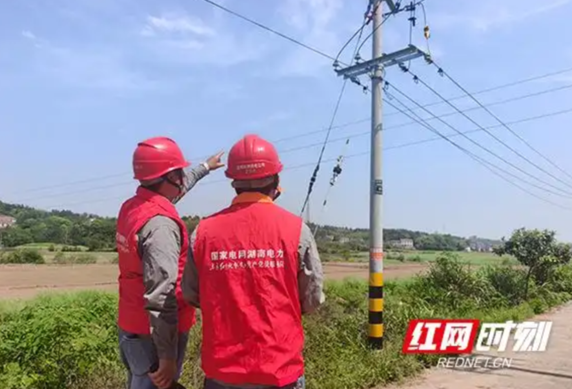 新晃县供电公司:抗冰改造“回头看” 织密冬季用电“安全网”