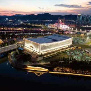 从球场到剧场，热爱不散场！凭湘BA票根，9.9元起尊享《拥你入怀》球迷特权！