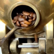 洪都拉斯首次参加进博会 对中国市场充满期待