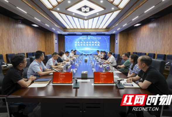 湖南大众传媒职院深化“访企拓岗”构建校企合作新模式
