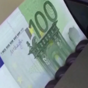 欧元区货币供应量13年来首次出现萎缩