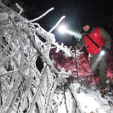战冰雪暖人心——湖北武汉干群接力应对冰雪灾害侧记