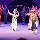 文化中国行丨当传统戏剧“邂逅”时尚街区 闽剧焕发新活力