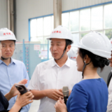 黄滔调研望城经开区重点企业并检查安全生产工作