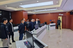 何朝晖到娄底市交通运输局调研：牢固树立大交通理念 加快构建现代化综合交通运输体系