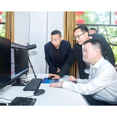 何朝晖到冷水江市调研督导中央巡视和中央环保督察反馈问题整改、安全生产工作