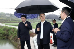 曾超群赴双峰县检查安全生产和社会稳定工作