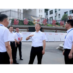 曾超群赴涟源市检查高考准备工作