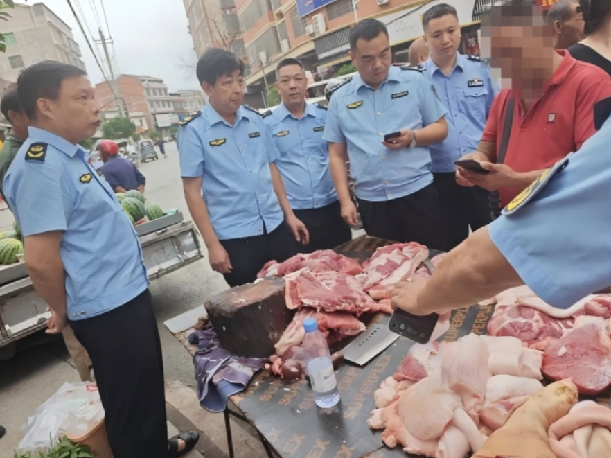 双峰县多部门联合执法筑牢肉品安全防线